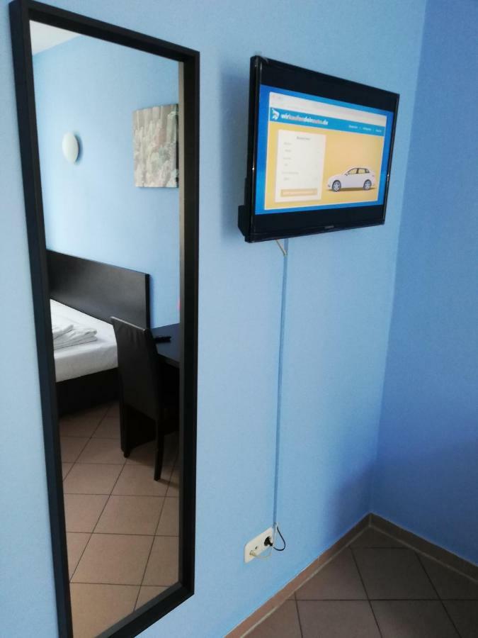 Angel Hotel 2*
