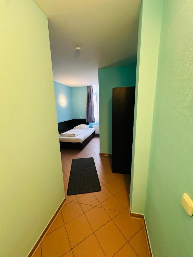Angel Hotel 2*