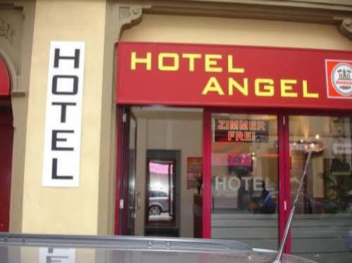 Angel Hotel 2*